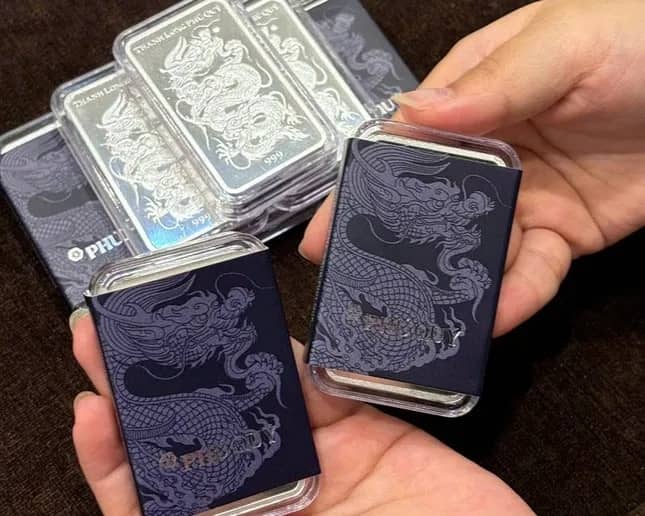 Giá bạc bùng nổ, mức tăng gần gấp đôi giá vàng trong quý 2/2025
