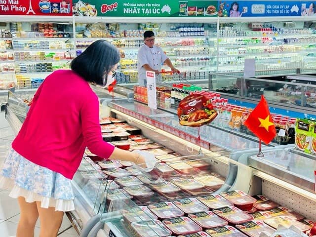 Các “ông lớn” ngành chăn nuôi khẳng định vị thế trên sân nhà