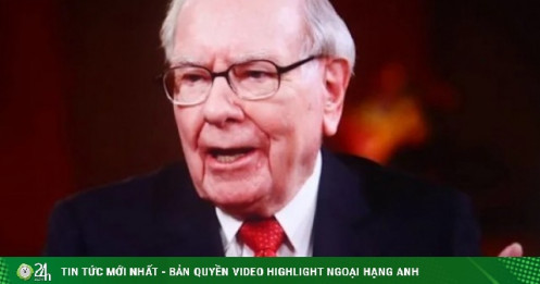 Thiên tài đầu tư 95 tuổi Warren Buffett lo ngại đồng USD “mất giá thảm hại”