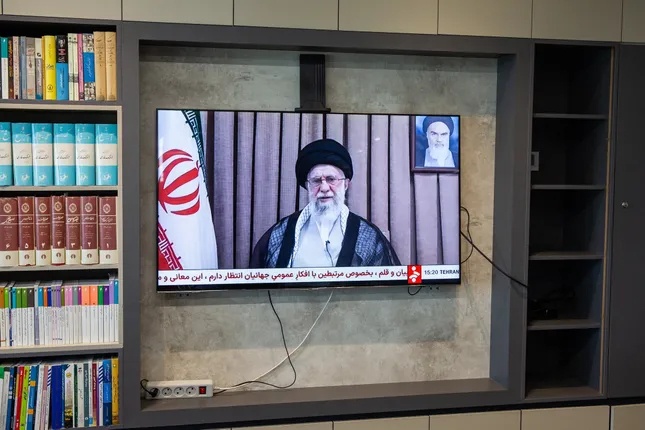 Lãnh tụ Tối cao Iran chuẩn bị phương án tìm người kế nhiệm?