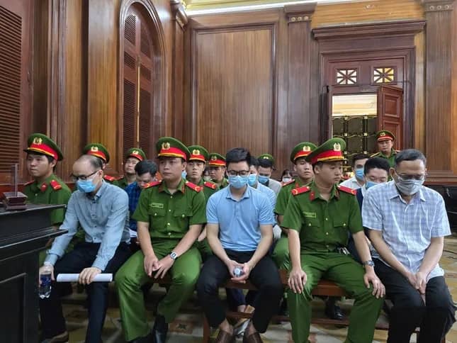 Cựu Giám đốc Trung tâm Lý lịch tư pháp quốc gia khai nhận hối lộ vì bị lừa đảo, đang nợ số tiền 20 tỷ đồng