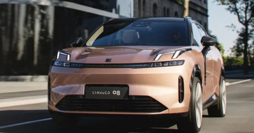 Quan điểm trái chiều của các hãng ô tô về xe hybrid sạc điện