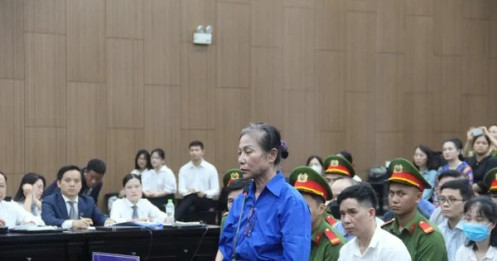 Cựu Bí thư Vĩnh Phúc Hoàng Thị Thúy Lan khai việc chi tiêu hàng chục tỷ nhận hối lộ