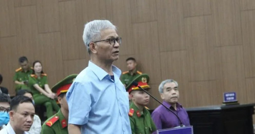 Lời khai tại tòa của các cựu quan chức tỉnh Quảng Ngãi về việc chia chác chục tỷ đồng nhận hối lộ