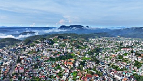 Lâm Đồng: Gần 6,600 giao dịch đất nền trong quý 2/2025, giá trị hơn 7.4 ngàn tỷ