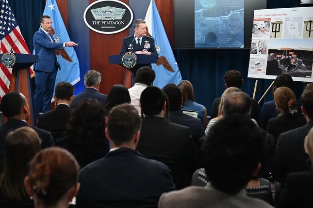 Mỹ chuẩn bị suốt 15 năm cho chiến dịch 'xóa sổ' nhà máy hạt nhân Iran