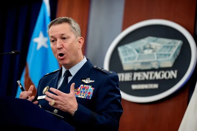 Mỹ chuẩn bị suốt 15 năm cho chiến dịch 'xóa sổ' nhà máy hạt nhân Iran