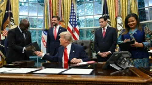 Ông Trump nói chỉ chọn Chủ tịch Fed nào sẵn sàng cắt giảm lãi suất