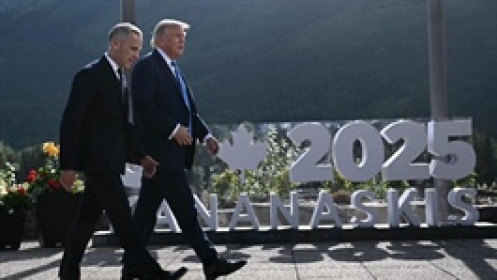 Canada nhượng bộ ông Trump: Bỏ thuế kỹ thuật số để khởi động lại đàm phán