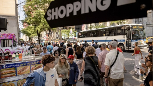 Các ngân hàng trung ương trên toàn cầu lo lạm phát bùng trở lại