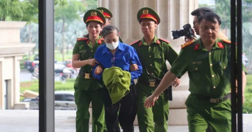 Đang tuyên án cựu Bí thư Vĩnh Phúc Hoàng Thị Thúy Lan cùng 40 bị cáo trong vụ Phúc Sơn