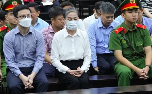 Đang tuyên án cựu Bí thư Vĩnh Phúc Hoàng Thị Thúy Lan cùng 40 bị cáo trong vụ Phúc Sơn