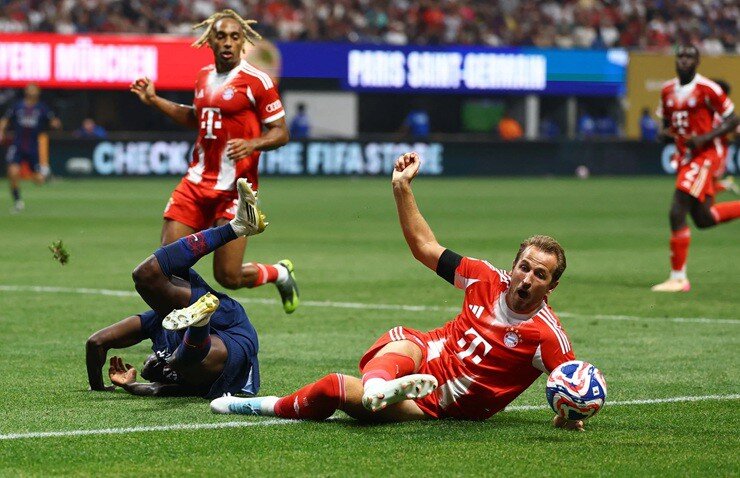 “Cậu bé vàng” của nước Pháp Desire Doue đang kiếm được bao nhiêu tiền tại PSG?