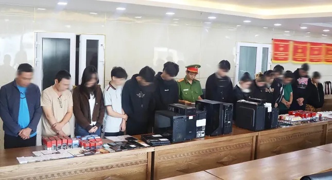 Bóc gỡ 4 đường dây mua bán hóa đơn gần 22.000 tỷ đồng