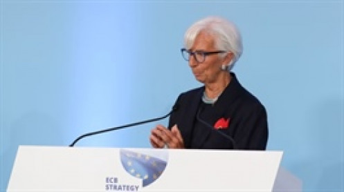 Tăng 14% so với USD, đồng Euro đang quá mạnh?