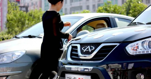 Vén màn chiêu trò ‘thổi phồng’ doanh số của ngành ô tô Trung Quốc