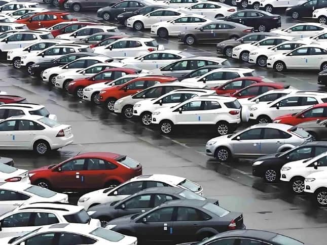 Vén màn chiêu trò ‘thổi phồng’ doanh số của ngành ô tô Trung Quốc