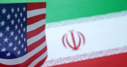 Mỹ trừng phạt 22 công ty liên quan đến Iran