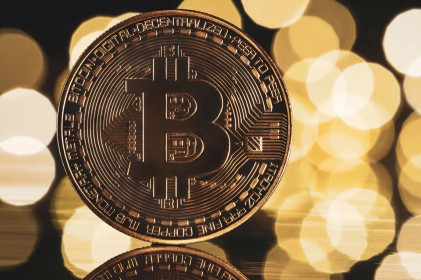 Bitcoin tiếp tục lập ATH ở 118.000 USD, inflow ETF tăng vọt gần 1,2 tỷ USD