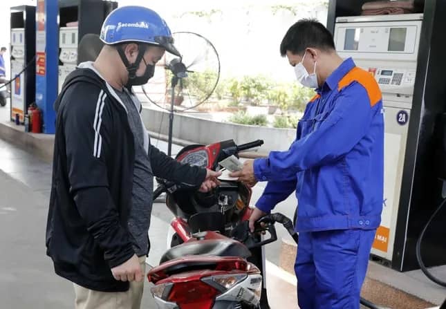 Dư 6.000 tỷ, vì sao quỹ bình ổn giá xăng dầu ‘án binh bất động’? ảnh 2