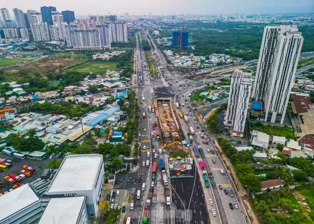 Hơn 10.800 tỷ đồng vốn đầu tư công cho giao thông TPHCM cần phải giải ngân