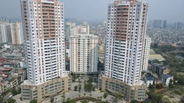 Bỏ công chứng cho tặng BĐS: Chuyên gia cảnh báo rủi ro, kẽ hở lách thuế?
