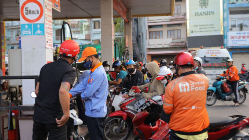 Đề xuất giảm thuế môi trường xăng dầu hết 2026