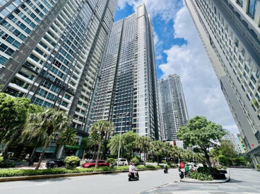 Giá căn hộ cao cấp Hà Nội tăng vọt, ven đô tiệm cận trung tâm