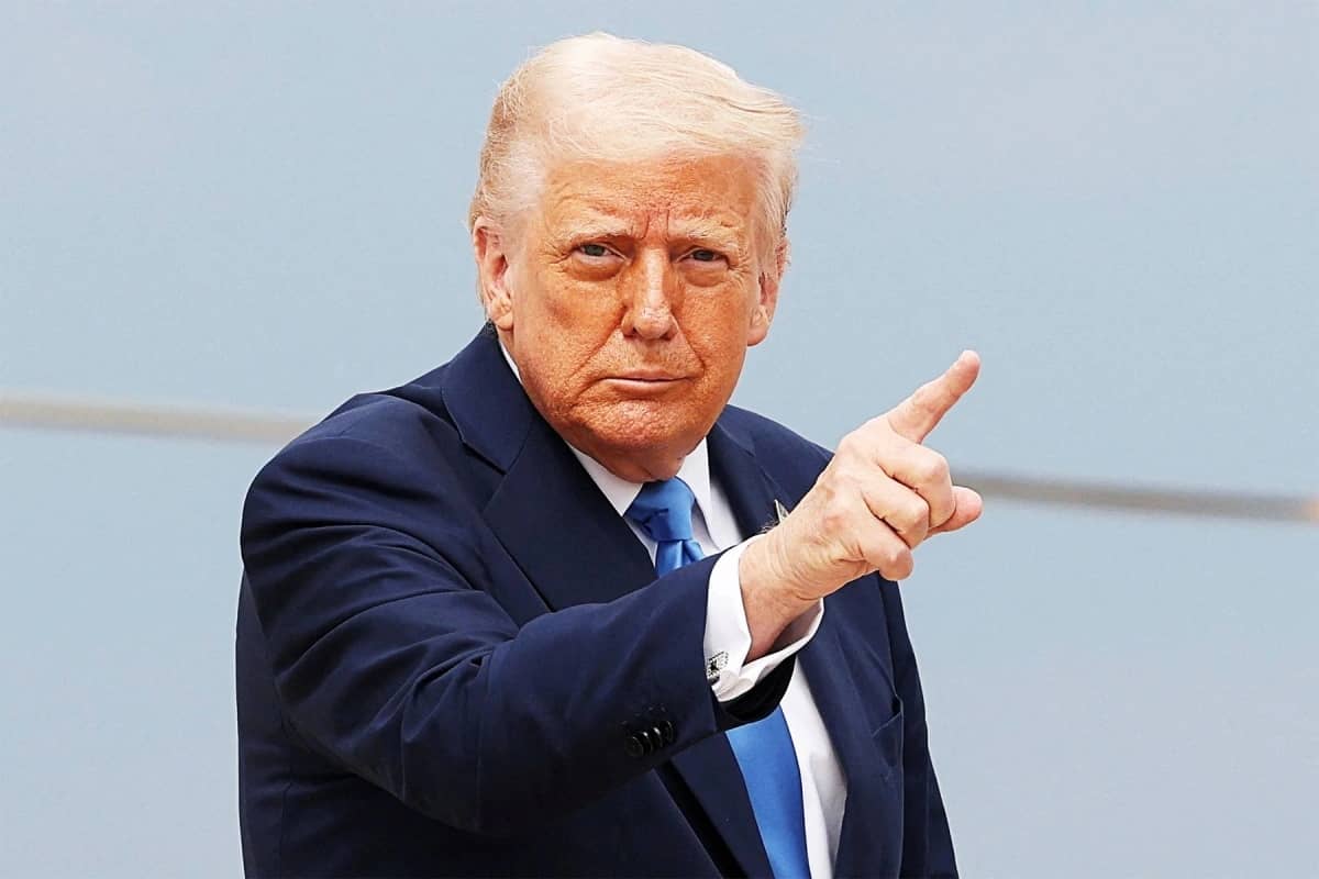 Ông Trump dọa đánh thuế nặng vào Trung Quốc và Ấn Độ, chặn nguồn thu dầu mỏ của Nga