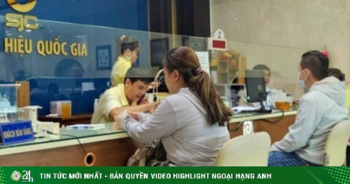 Giá vàng thế giới biến động mạnh, giá vàng miếng SJC, vàng nhẫn vẫn "bất động"