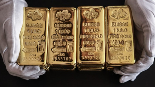 Giá vàng tăng nhẹ, SPDR Gold Trust xả gần 5 tấn vàng