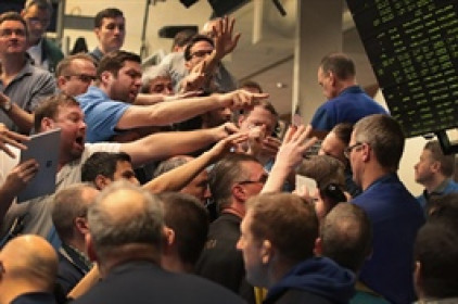 Bùng nổ cổ phiếu lưu hành và bài toán giữ giá trị thật cho nhà đầu tư