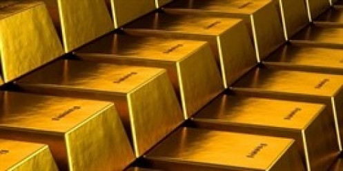 Vàng thế giới tiếp tục giảm khi Mỹ và EU sắp đạt được thoả thuận thương mại