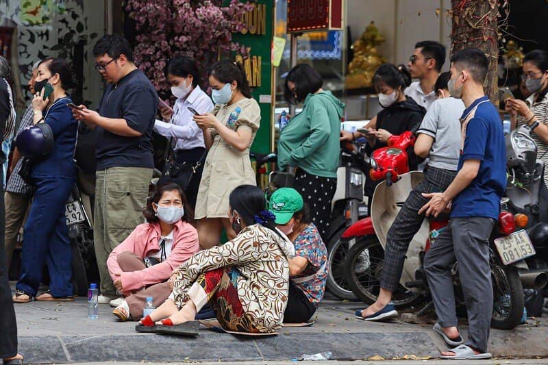 Giá vàng tăng giảm khó lường: “Tôi từng phá sản và trắng tay vì bước vào vòng xoáy của vàng”