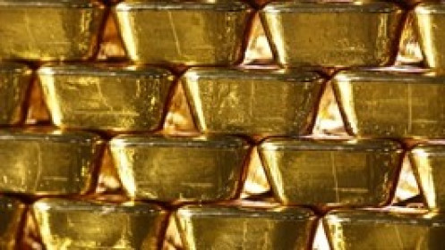 Vàng thế giới lùi bước trước tín hiệu lạc quan về thương mại