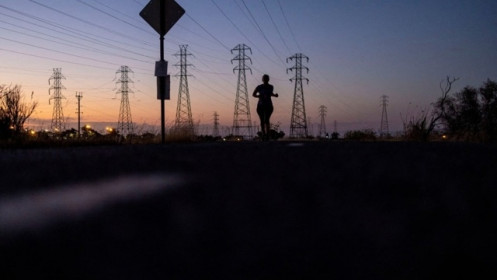 Mỹ có nguy cơ thua Trung Quốc trong cuộc đua AI vì… thiếu điện