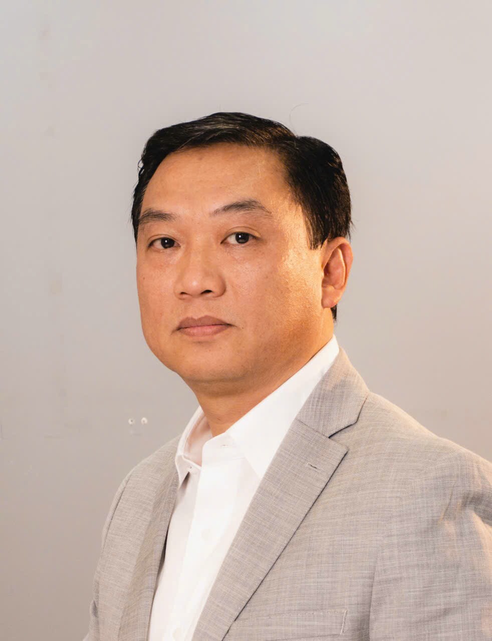 Thị trường chứng khoán vượt đỉnh lịch sử và những cái bẫy cần lưu ý
