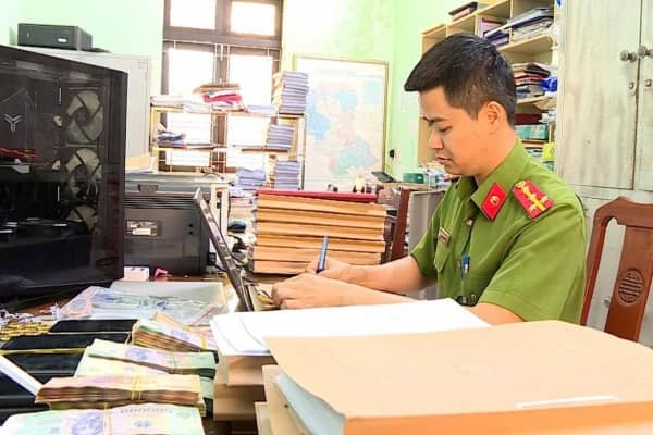 Dụ đầu tư tiền ảo trên sàn giao dịch giả, chiếm đoạt hơn 2.600 tỷ đồng