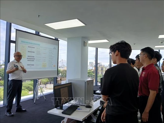 Đột phá theo Nghị quyết 57: Đầu tư mạnh cho ngành công nghiệp bán dẫn