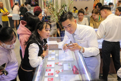Giá vàng miếng có lúc lên cao nhất 3 tháng sau chuỗi ‘lặng sóng’