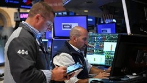 Dow Jones vọt hơn 500 điểm, S&P 500 có phiên tăng tốt nhất kể từ tháng 5/2025