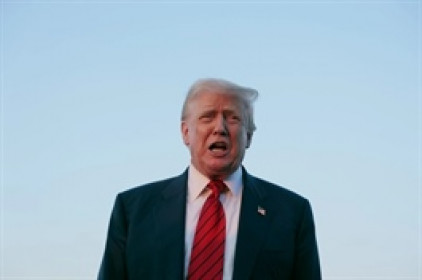 Hai ngân hàng hàng đầu của Mỹ từ chối ông Trump?