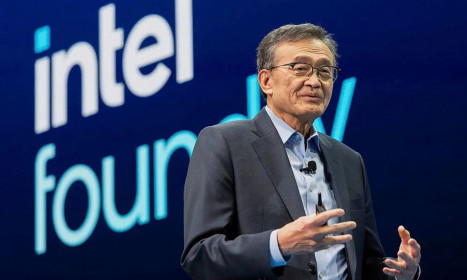 Cổ phiếu Intel giảm mạnh sau khi ông Trump kêu gọi CEO từ chức ngay lập tức