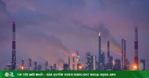 Ông Trump dọa đánh thuế 100% với dầu Nga: Đòn trừng phạt có thể khiến kinh tế Mỹ "gậy ông đập lưng ông"