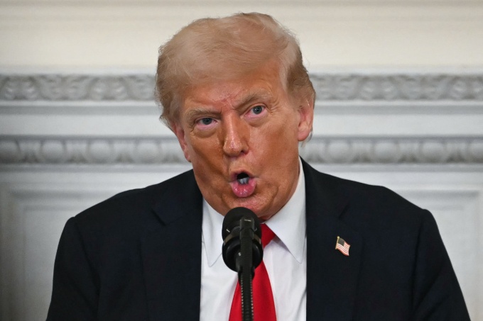 Ông Trump cảnh báo suy thoái nếu tòa án chặn thuế nhập khẩu