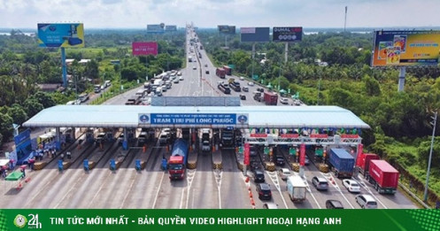 Từ 1/10/2025, ô tô đi qua trạm thu phí phải làm điều này