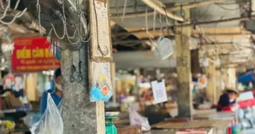 Nhiều sạp hàng đóng cửa vì dịch tả lợn châu Phi