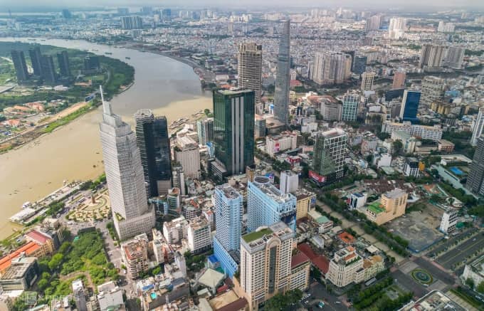 Chuyên gia: 'TP HCM không thể giữ vị thế tiên phong nếu đầu tư vẫn thấp'
