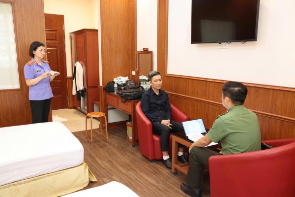 Đường dây đa cấp tổ chức hội thảo lôi kéo hàng nghìn người tham gia bị triệt phá như thế nào?