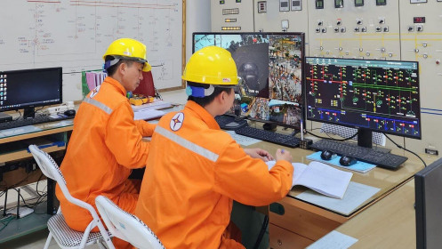 EVN báo lỗ hơn 44.000 tỉ đồng, đề xuất đưa khoản lỗ vào chi phí tính giá điện